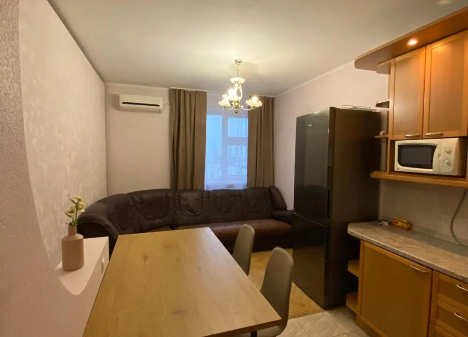 Real Home Apartments- Geroiv Dnipra Metro Station Киев